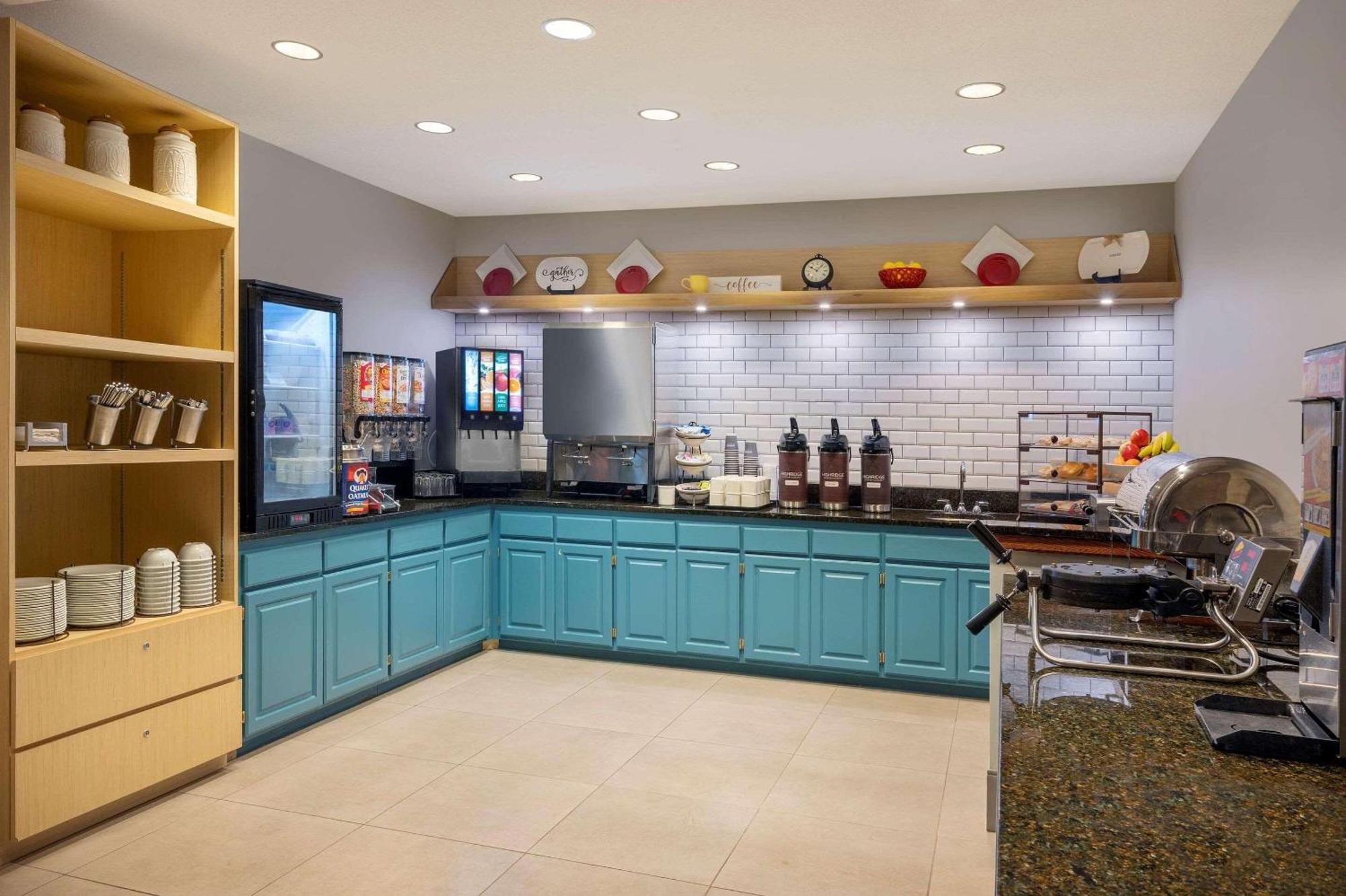 Country Inn & Suites By Radisson Albertville Near Outlet Mall Dış mekan fotoğraf