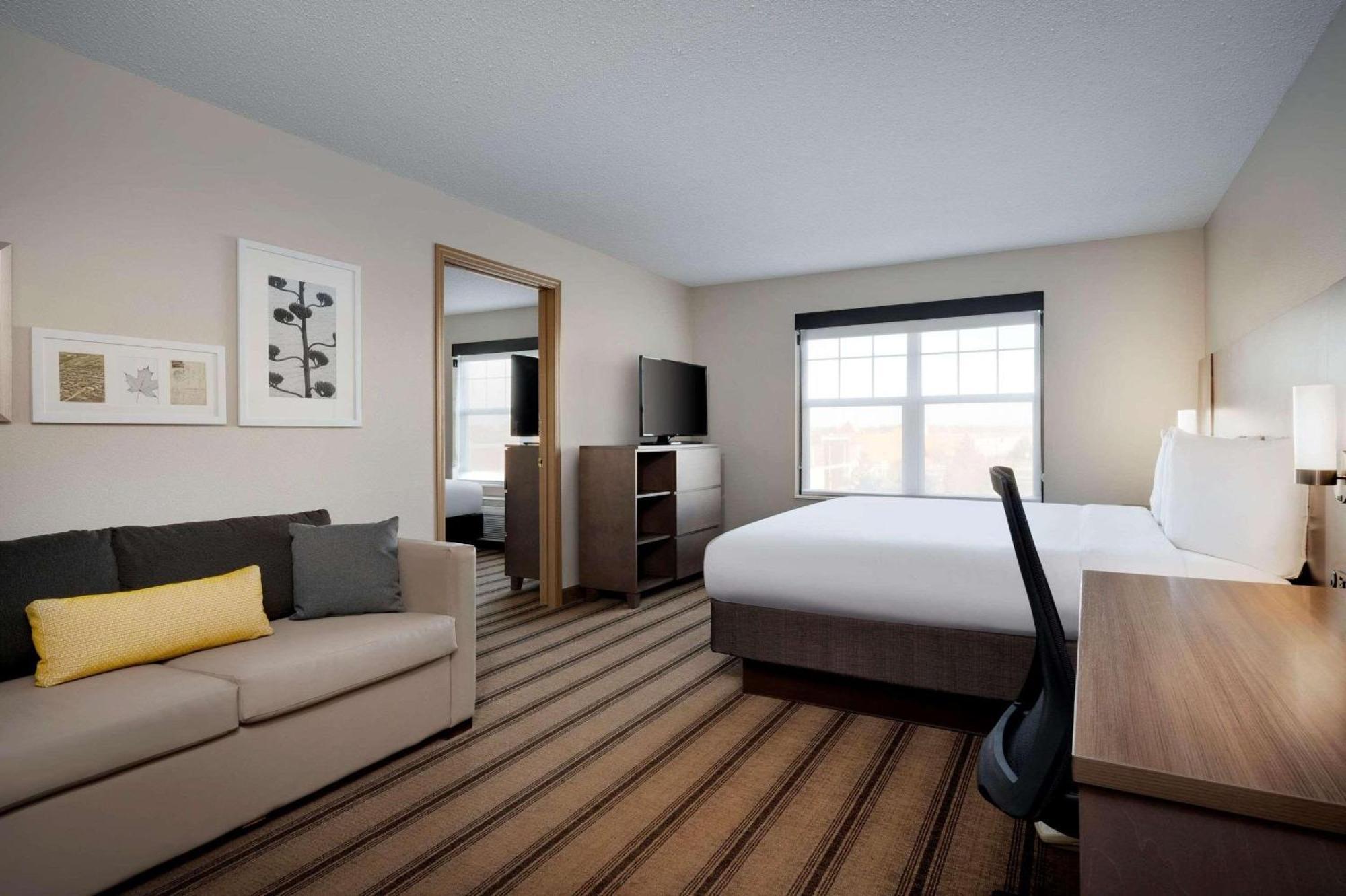 Country Inn & Suites By Radisson Albertville Near Outlet Mall Dış mekan fotoğraf