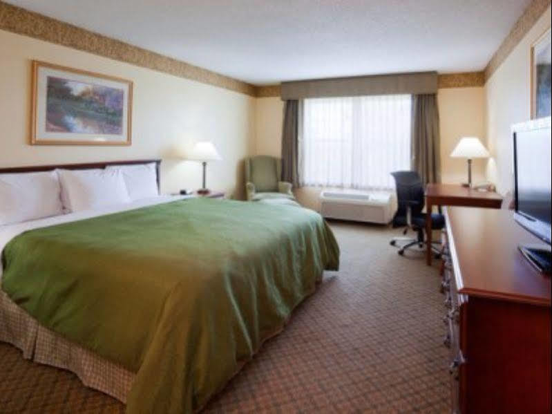 Country Inn & Suites By Radisson Albertville Near Outlet Mall Dış mekan fotoğraf